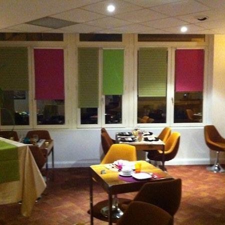 Logis Hotel De France Restaurant Le Lucullus Montmorillon Exteriör bild