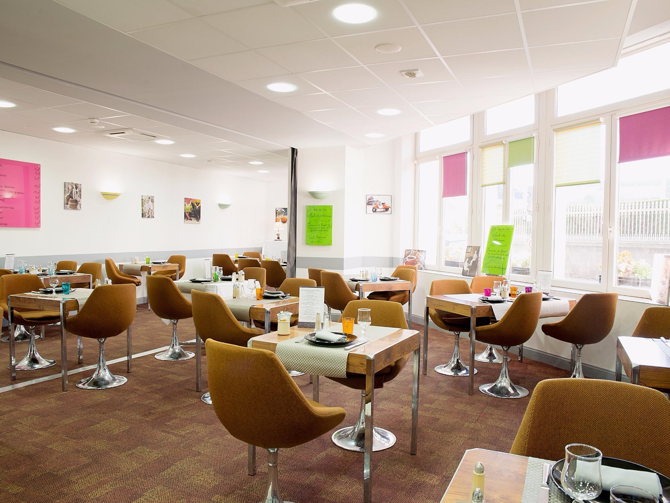 Logis Hotel De France Restaurant Le Lucullus Montmorillon Exteriör bild