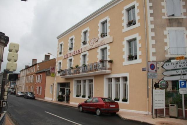 Logis Hotel De France Restaurant Le Lucullus Montmorillon Exteriör bild