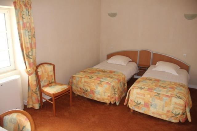 Logis Hotel De France Restaurant Le Lucullus Montmorillon Rum bild